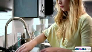 Big tits kakaho mai kāinga wawe ki a ia tits iti gf me ratou ki te whakanui i sex moe wahine.Ratou ki te kihi, me te busty babe is wet facesits ia