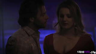 Â�クシー babe Rebel Eveの成熟したスタッド推力彼女の甘いマフィンと彼の景観を形成し、コック