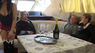 ���ासी गर्न सबै के....