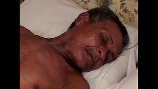 ���ాత మనిషి పొందడానికి కొన్ని కొవ్వు పూకు